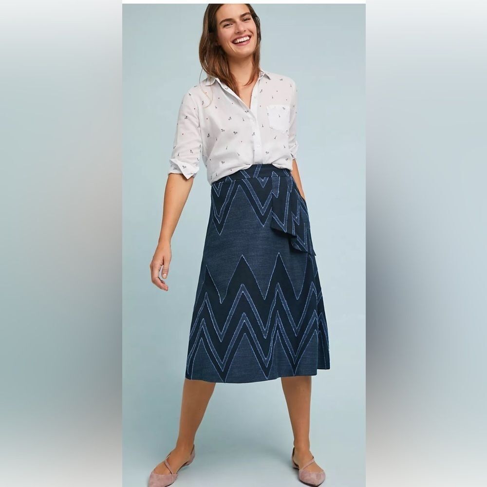 Textured Chevron Midi Skirt Eva Franco by Anthropologie size 6 skirt